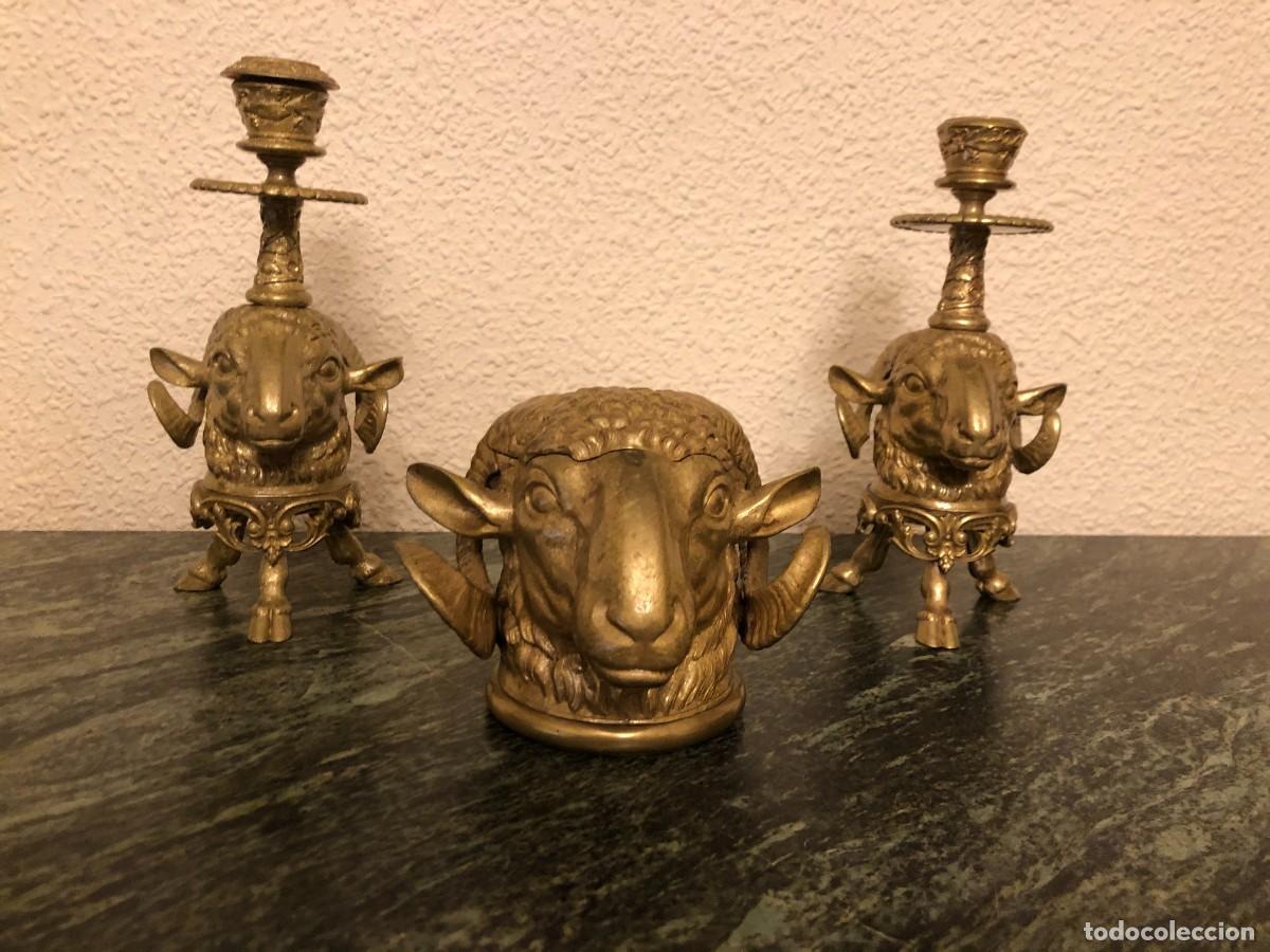 Antig&uuml;edades: Escriban&iacute;a con candeleros antiguos en bronce