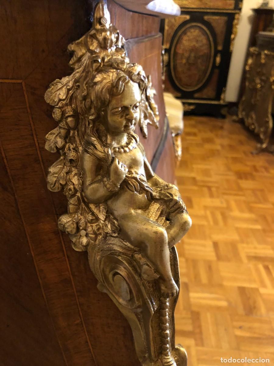 Antig&uuml;edades: Consola Isabelina en madera y bronce - Foto 13