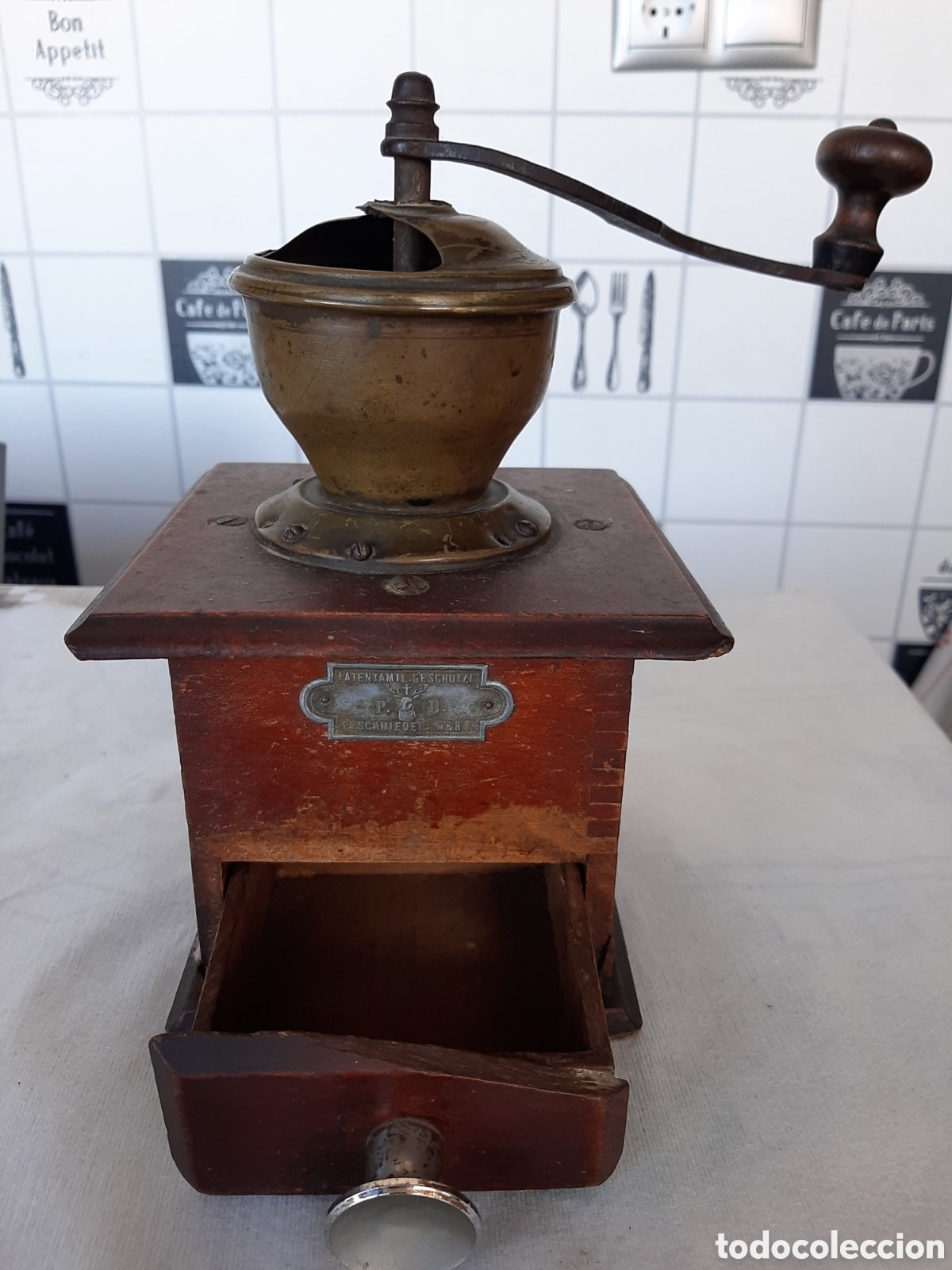 Antig&uuml;edades: Molinillo antiguo.correde - Foto 1