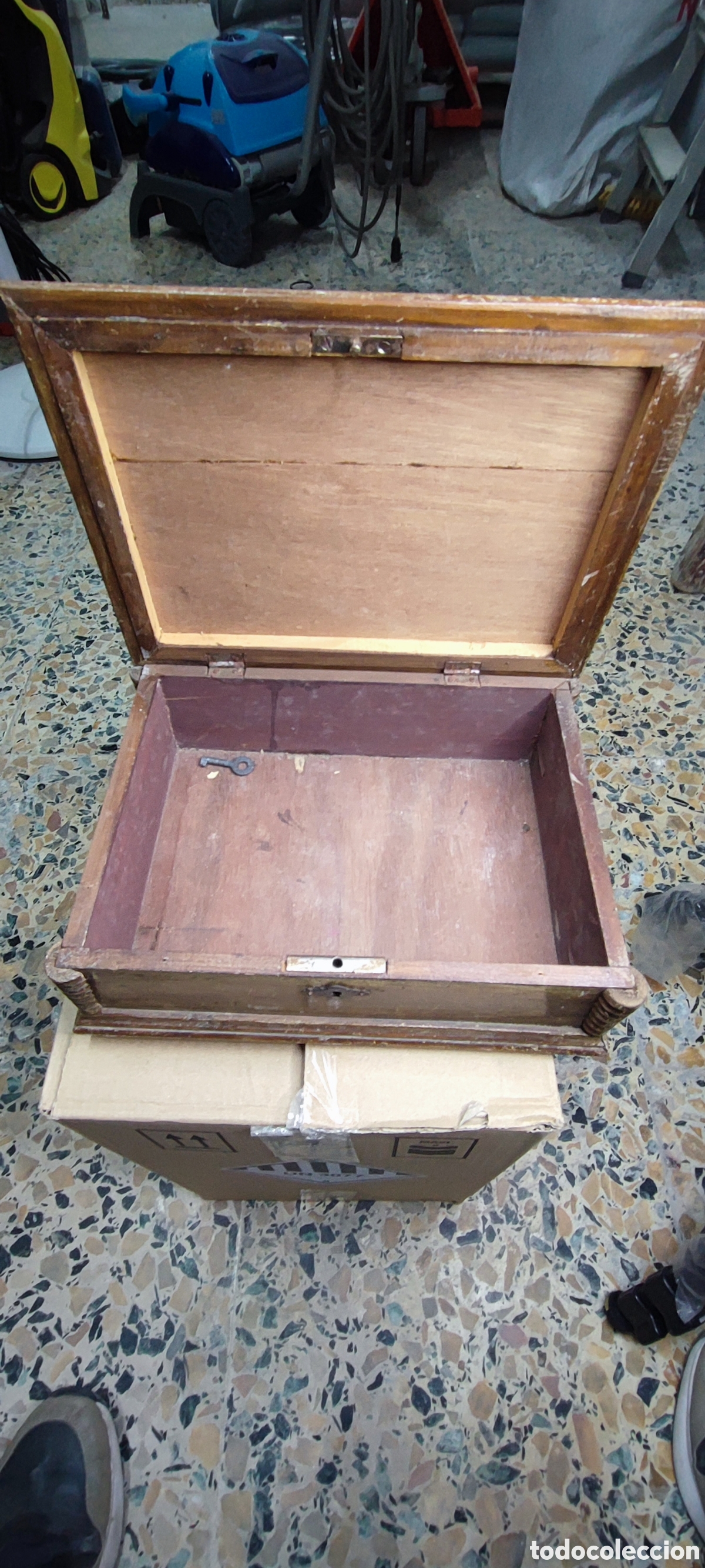 Antig&uuml;edades: Caja antigua - Foto 5