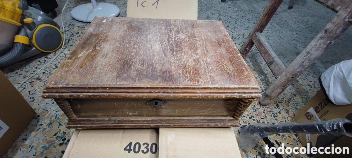 Antig&uuml;edades: Caja antigua - Foto 1