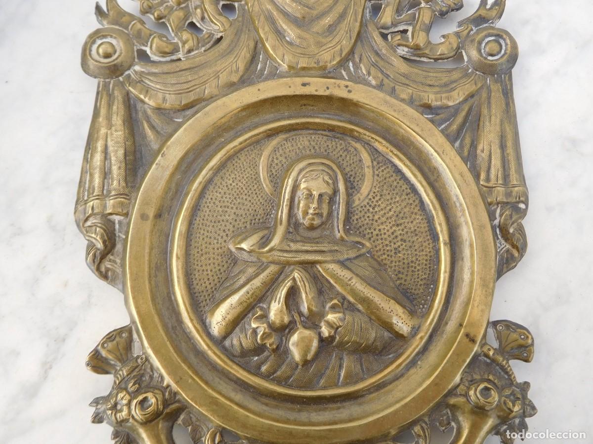 Antig&uuml;edades: Benditera de bronce virgen siglo XIX - Foto 3