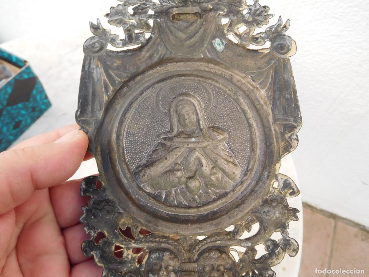Antig&uuml;edades: Benditera de bronce virgen siglo XIX - Foto 10