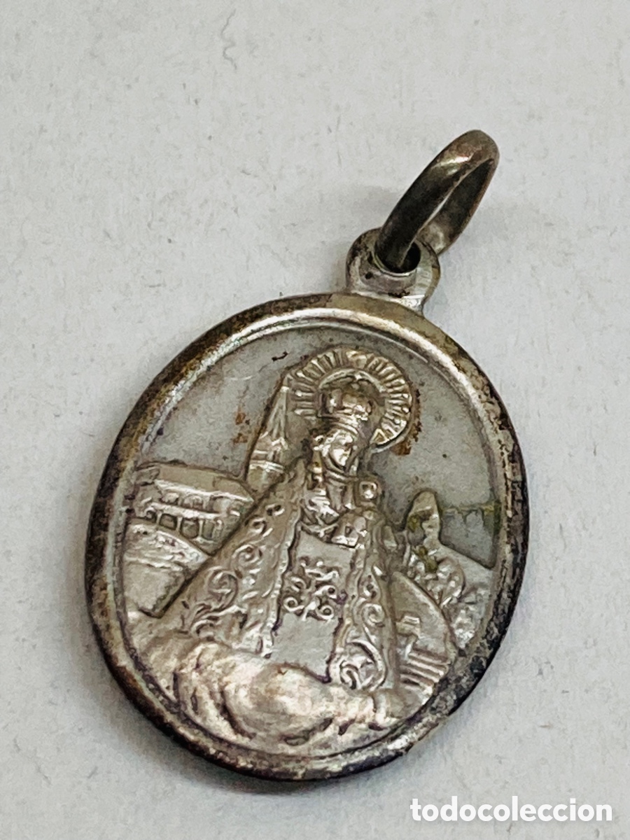Antig&uuml;edades: Medalla de plata religiosa - Foto 2