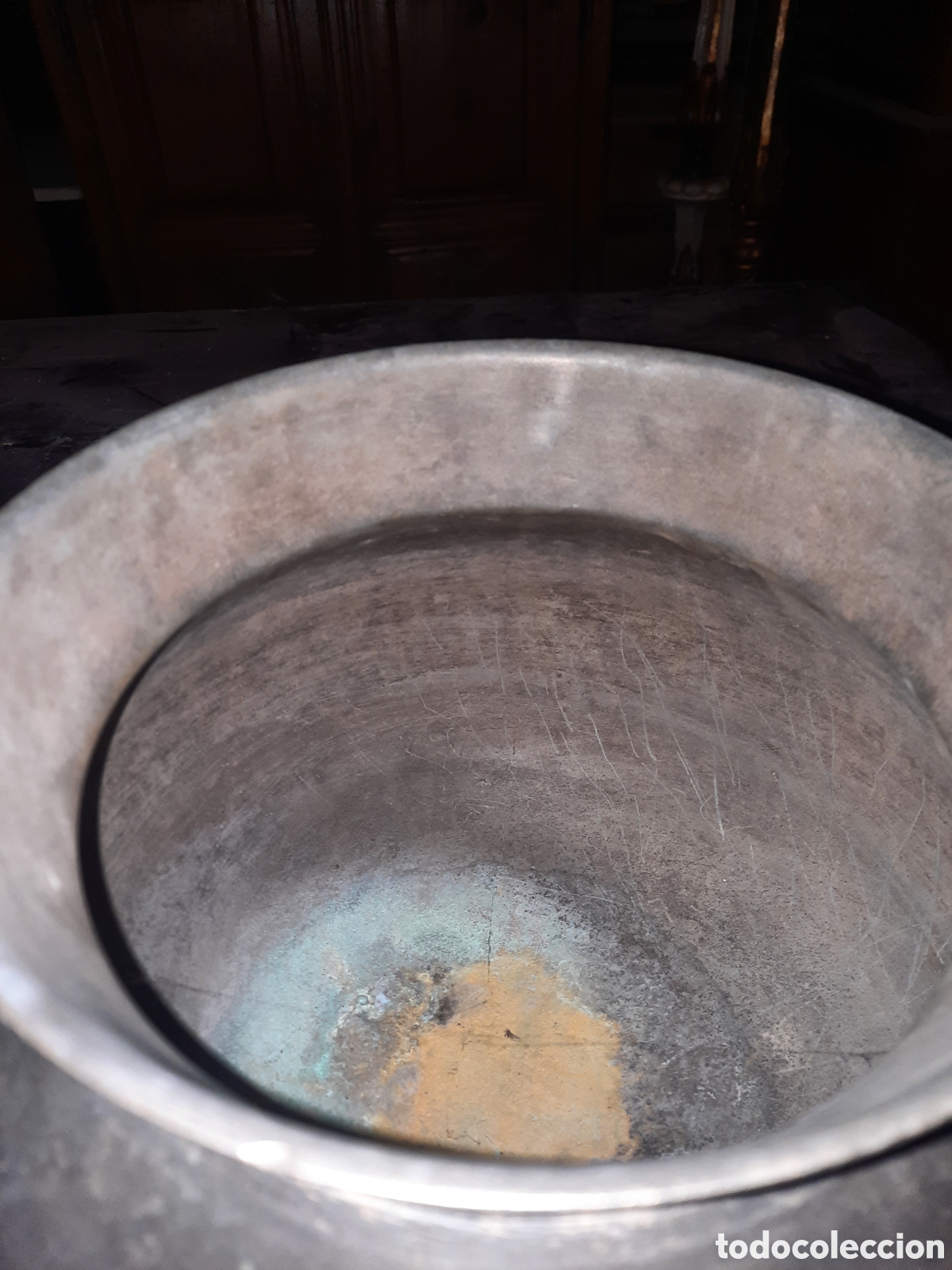 Antig&uuml;edades: Olla de bronce - Foto 2