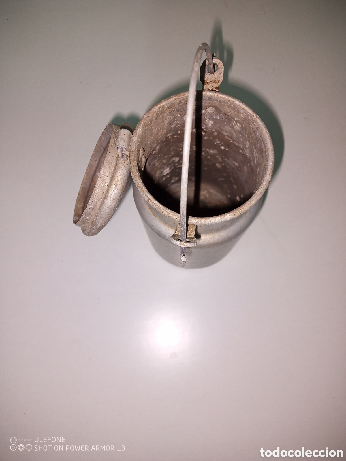 Antig&uuml;edades: Lechera antigua aluminio - Foto 2