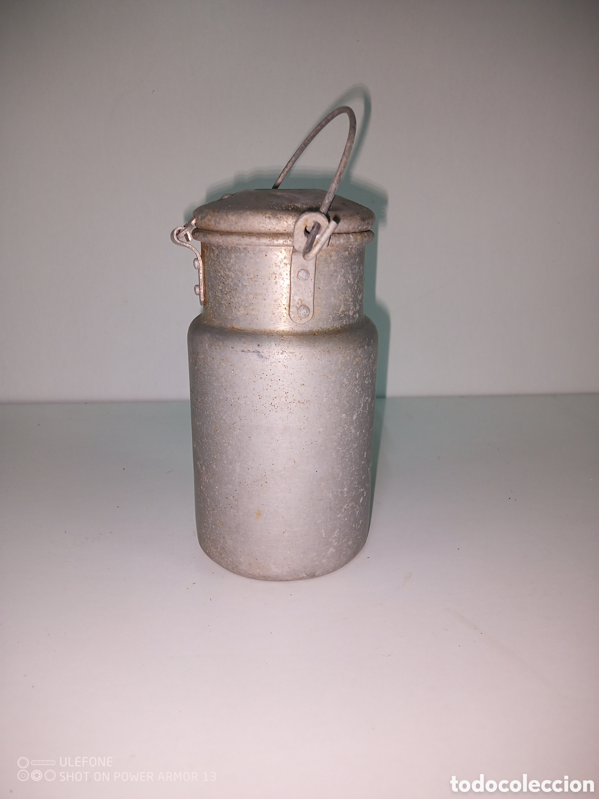 Antig&uuml;edades: Lechera antigua aluminio - Foto 1