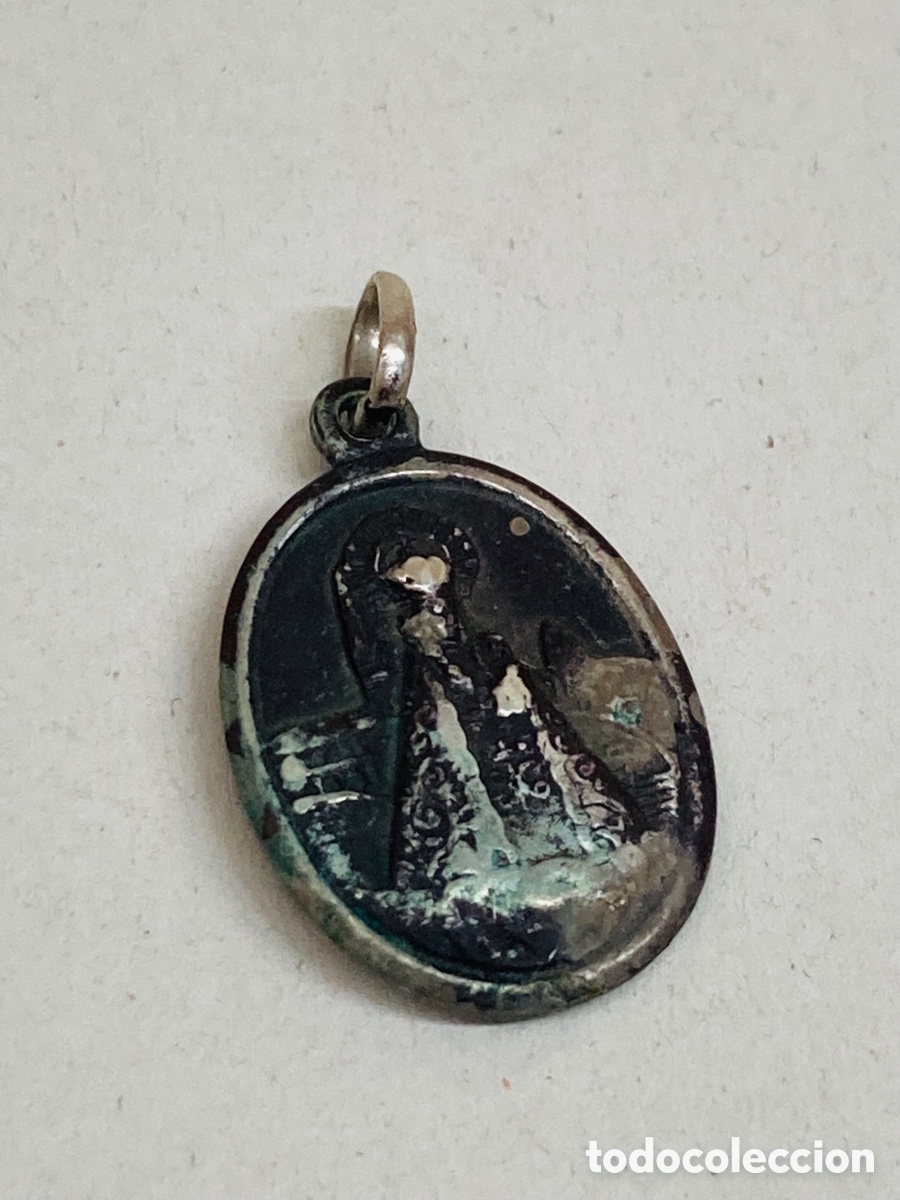 Antig&uuml;edades: Medalla de plata religiosa - Foto 2