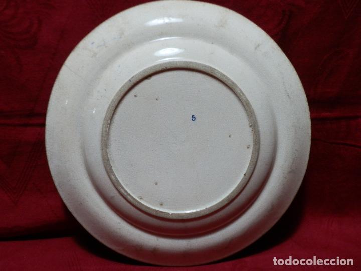 Antig&uuml;edades: PLATO PORCELANA BLUE WILLOW, N&ordm; 5 EN BASE - Foto 6