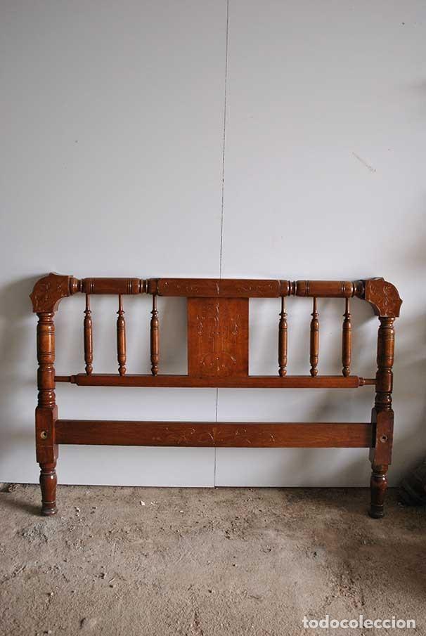 Antig&uuml;edades: CABECERO TORNEADO DE MADERA - Foto 3