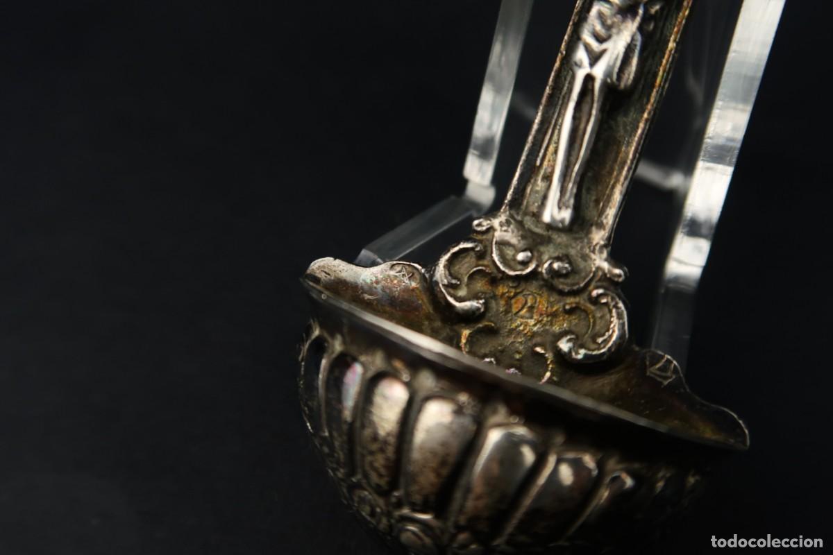 Antig&uuml;edades: Antiguo Crucifijo Benditera de Plata - Foto 7