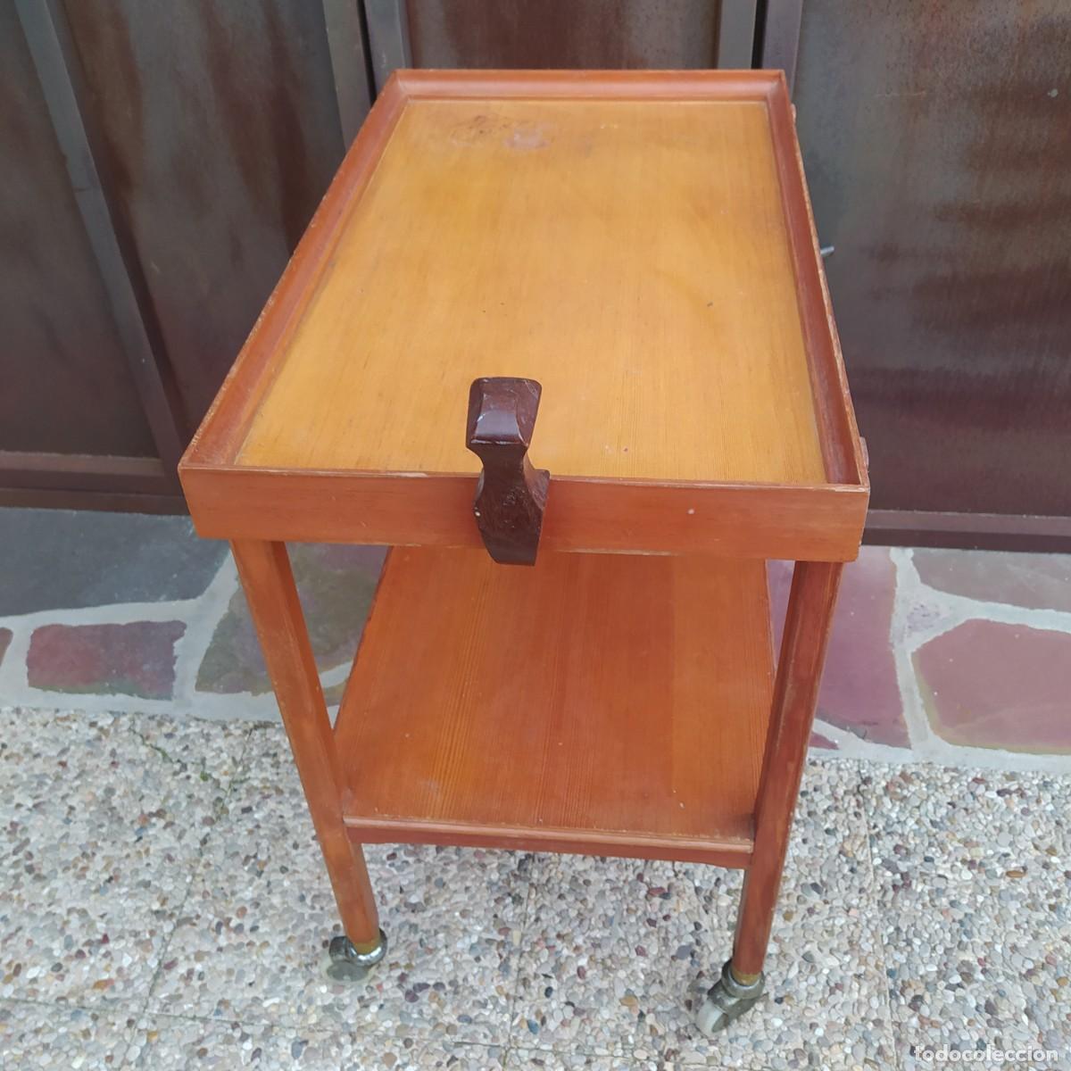 Antig&uuml;edades: Carrito auxiliar antiguo - Foto 1