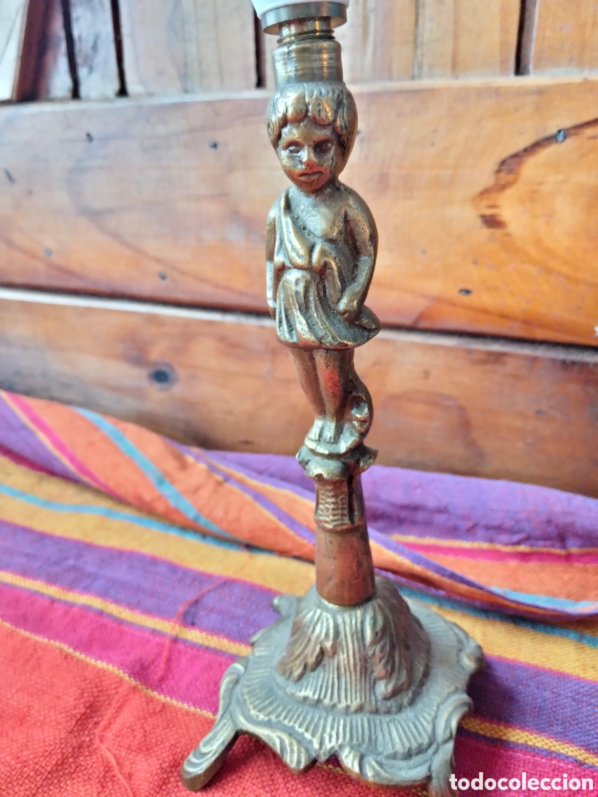 Antig&uuml;edades: Lamparilla de bronce - Foto 2