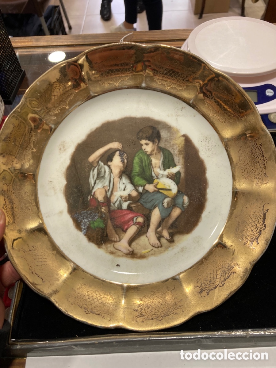 Antig&uuml;edades: Bonito plato decorativo - Foto 1
