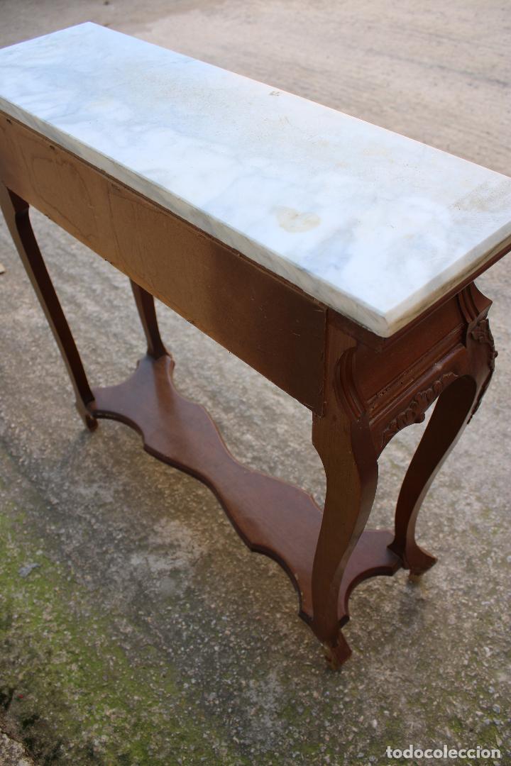 Antig&uuml;edades: mesa consola de madera con tablero de marmol - Foto 3