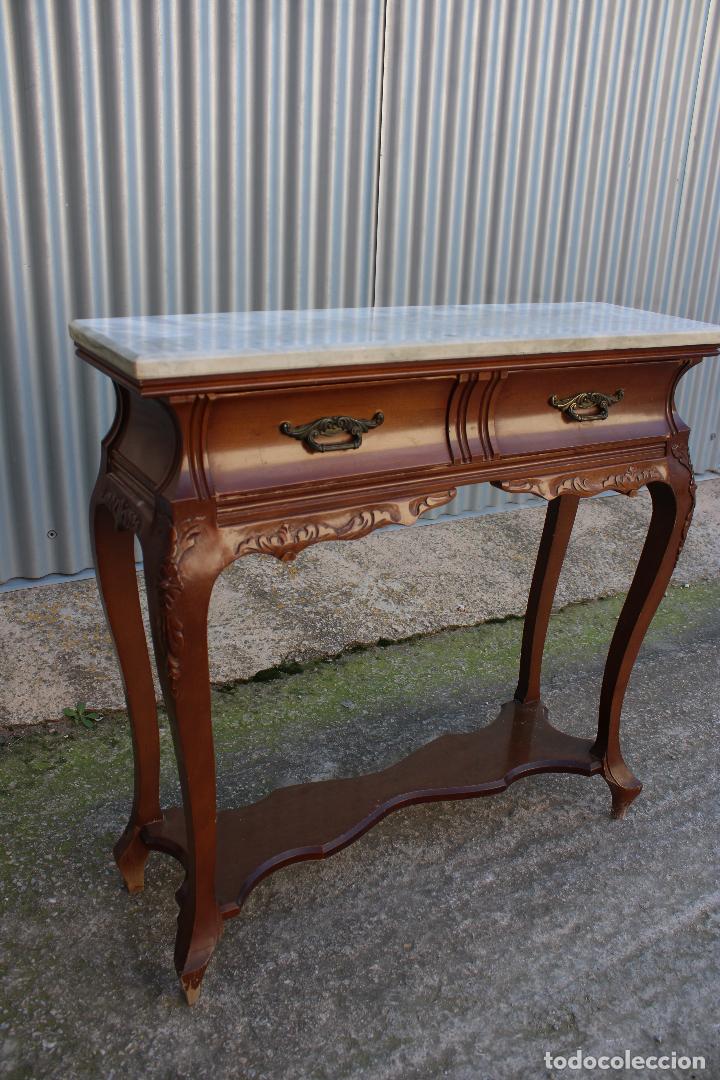 Antig&uuml;edades: mesa consola de madera con tablero de marmol - Foto 5