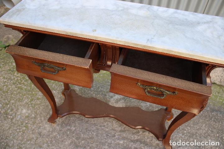Antig&uuml;edades: mesa consola de madera con tablero de marmol - Foto 8
