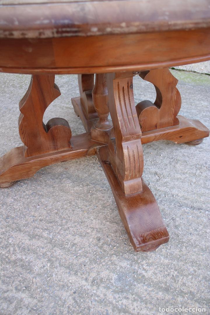 Antig&uuml;edades: mesa redonda en madera de pino - Foto 5