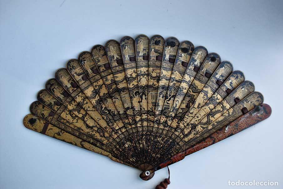 Antig&uuml;edades: ABANICO ANTIGUO ORIENTAL DE MADERA - Foto 2