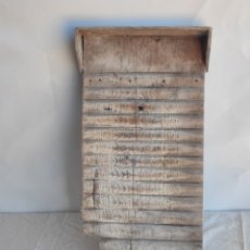 Antigüedades: TABLA DE LAVAR ESTREGADERA ANTIGUA DE LOS AÑOS 60. Lote 389972464