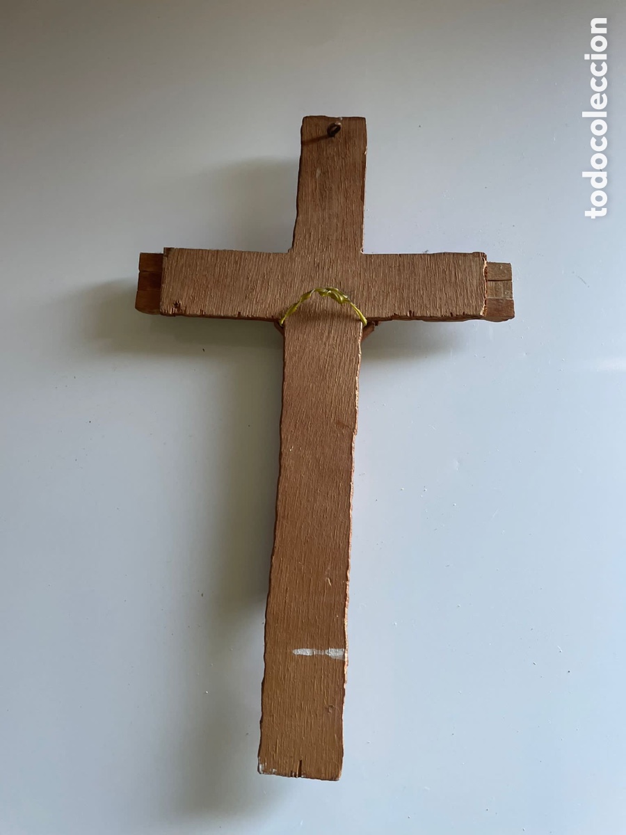 Antig&uuml;edades: Crucifijo de madera antiguo - Foto 3