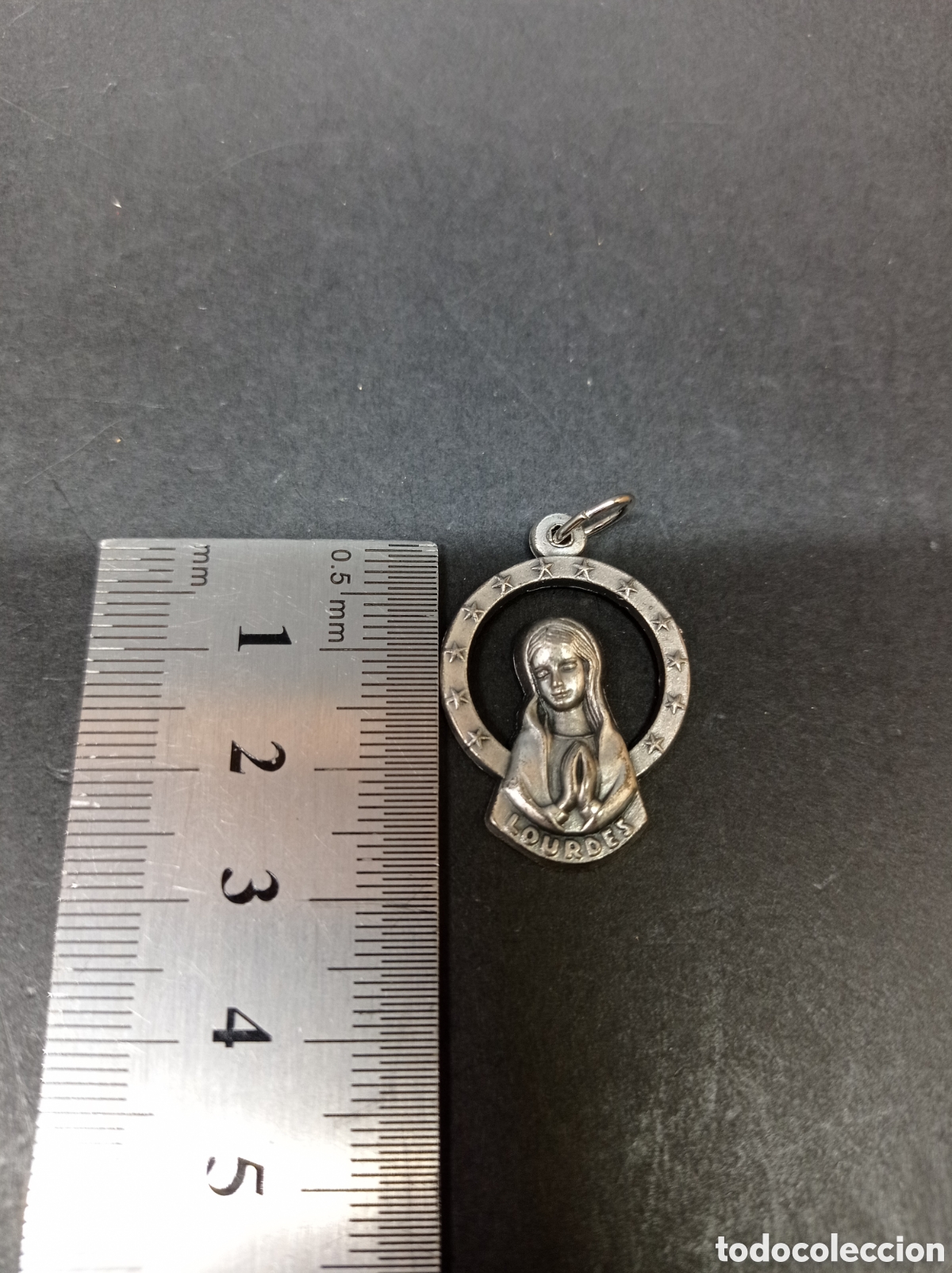 Antig&uuml;edades: Medalla Virgen de Lourdes - Foto 2