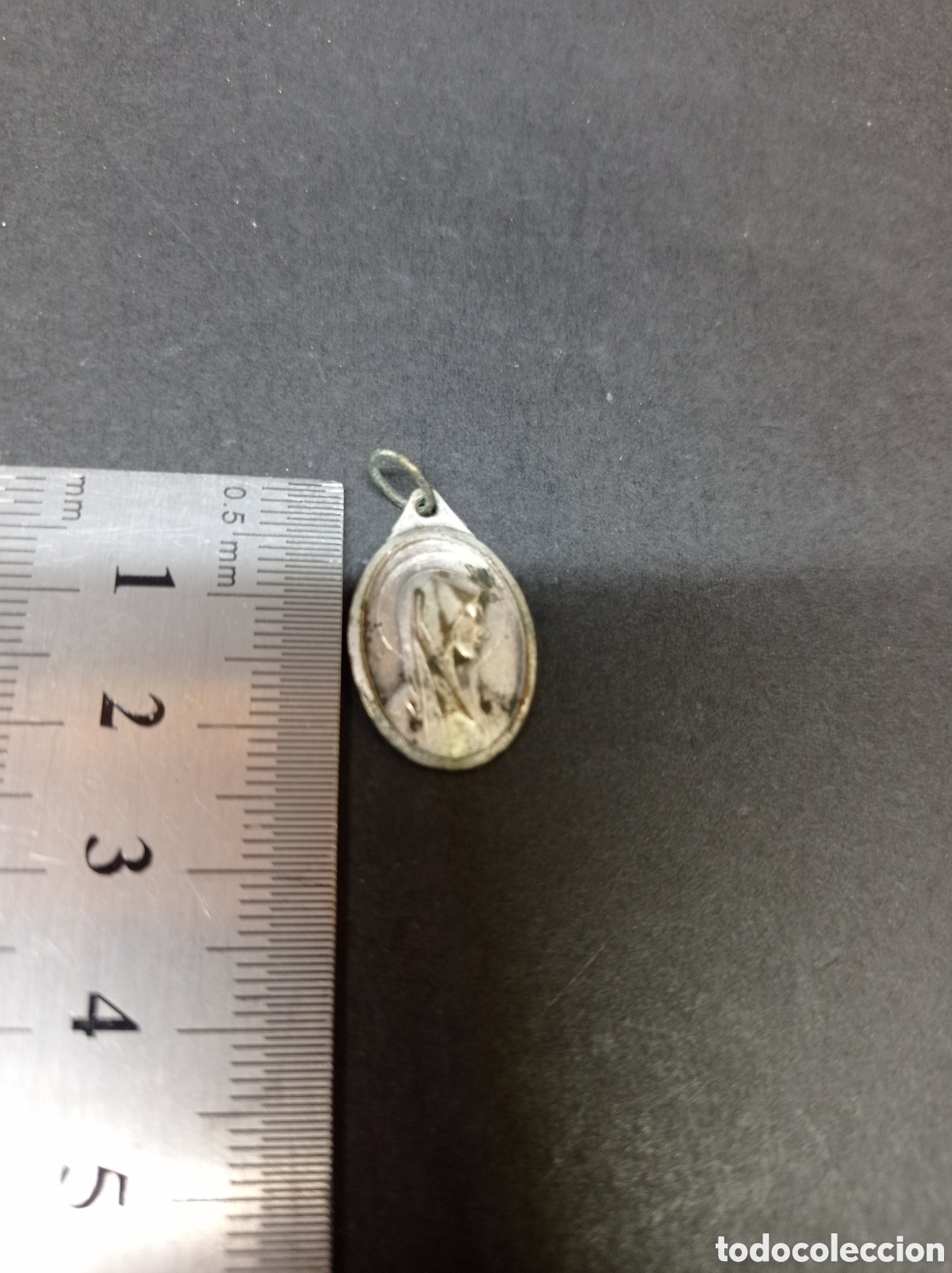 Antig&uuml;edades: Medalla Virgen de Lourdes - Foto 2