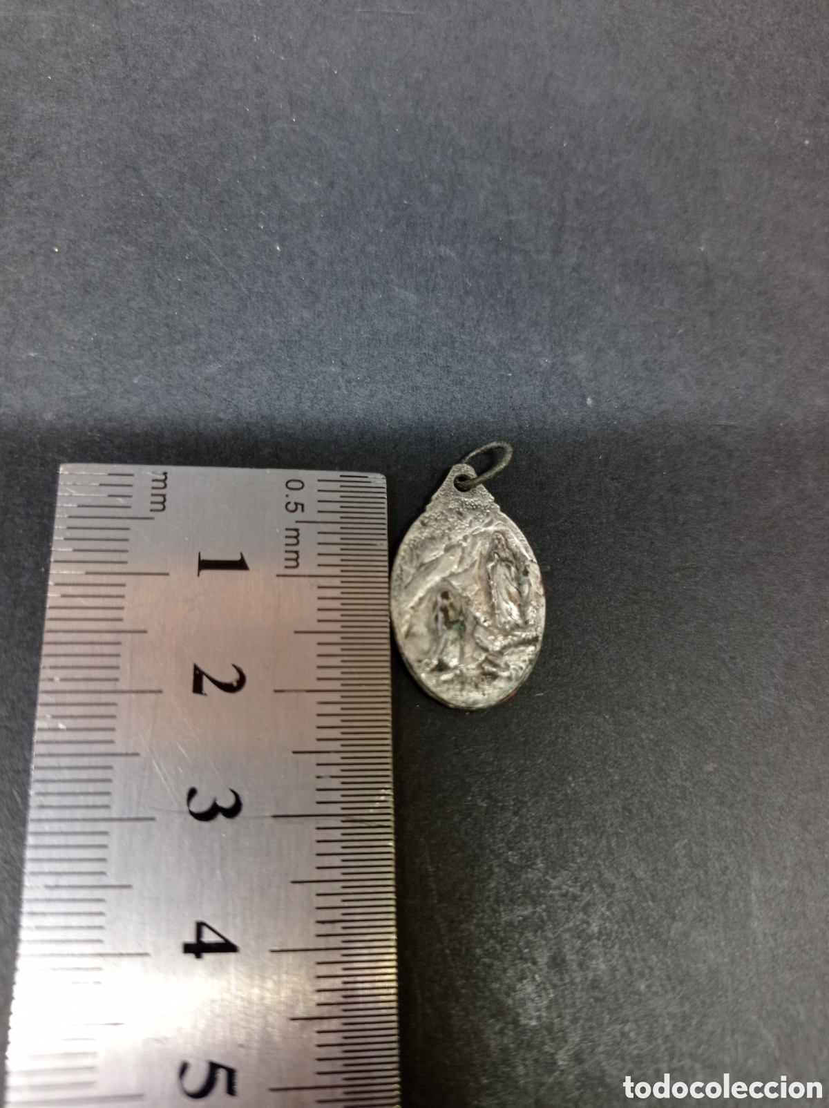 Antig&uuml;edades: Medalla Virgen de Lourdes - Foto 5