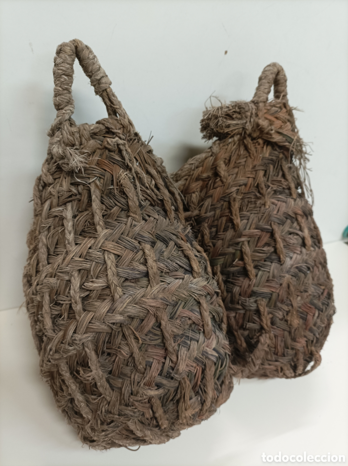 Antig&uuml;edades: Botijera enea alforja con dos botijos - Foto 6