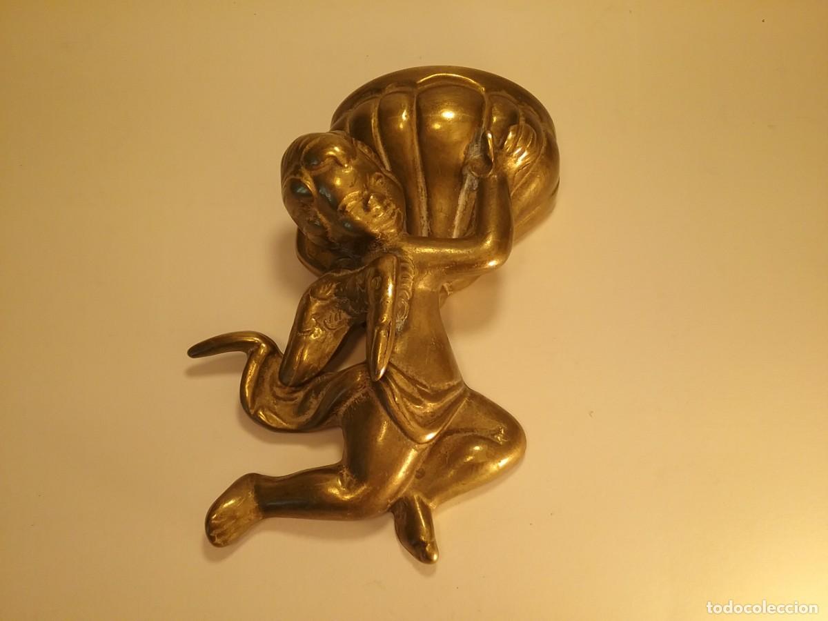 Antig&uuml;edades: BONITA BENDITERA BRONCE - Foto 1