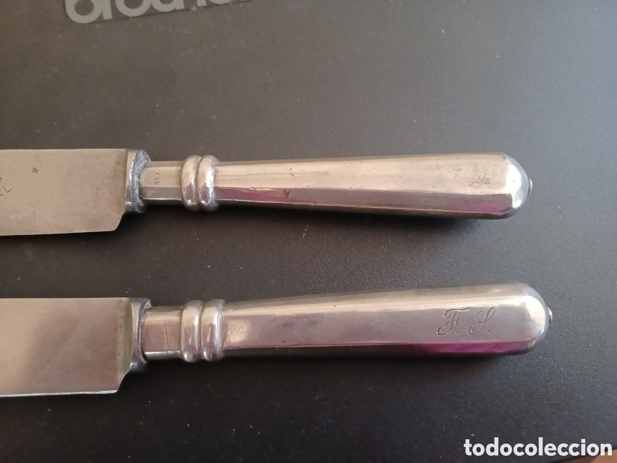 Antiques: Pareja de cuchillos del siglo XIX mango plata y acero con tres coronas cast steel
