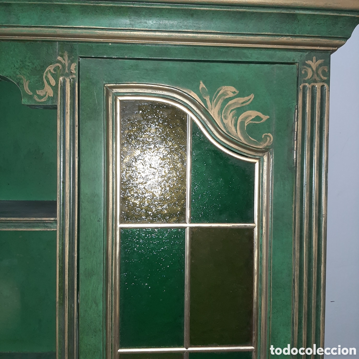 Antig&uuml;edades: Vitrina verde antigua - Foto 7