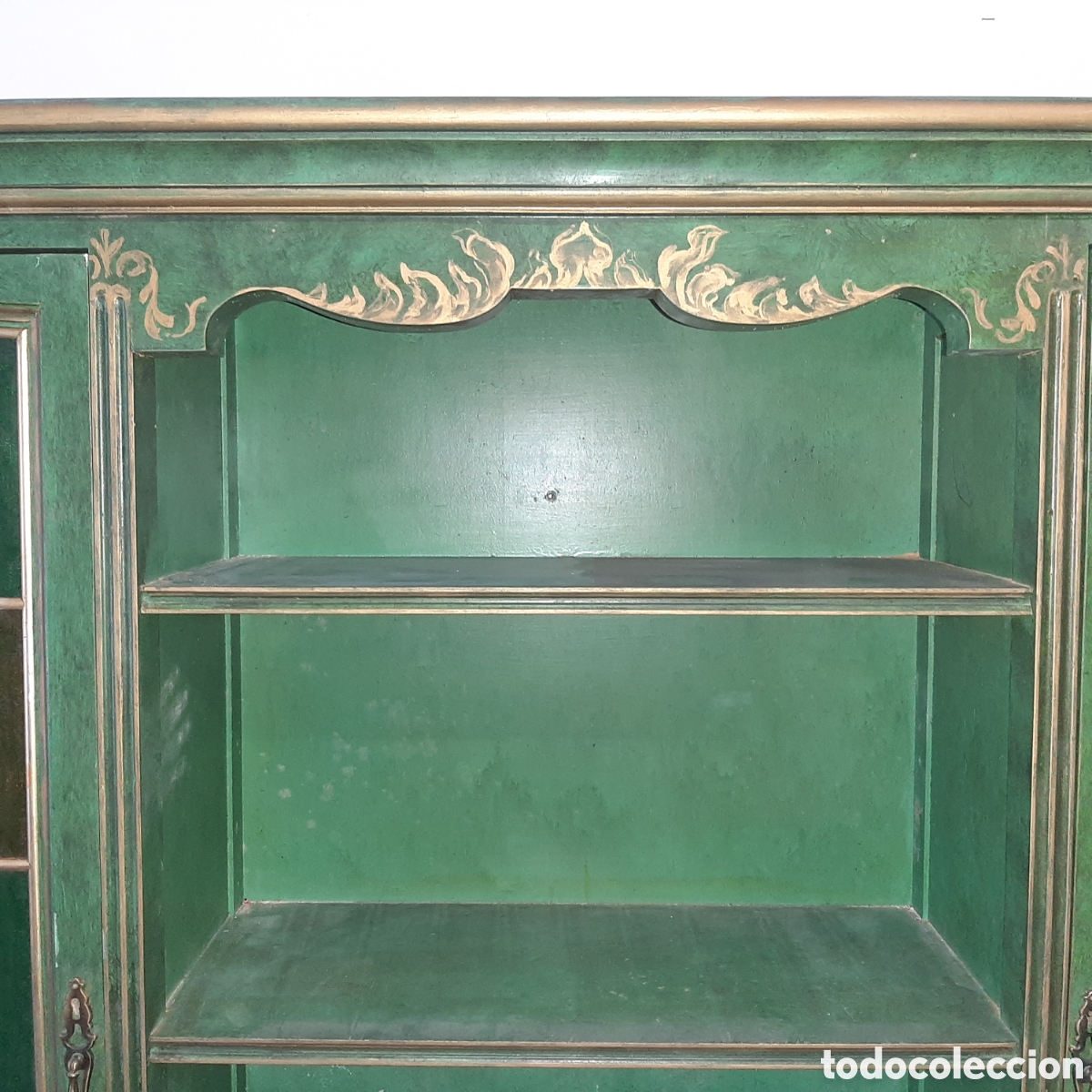 Antig&uuml;edades: Vitrina verde antigua - Foto 8