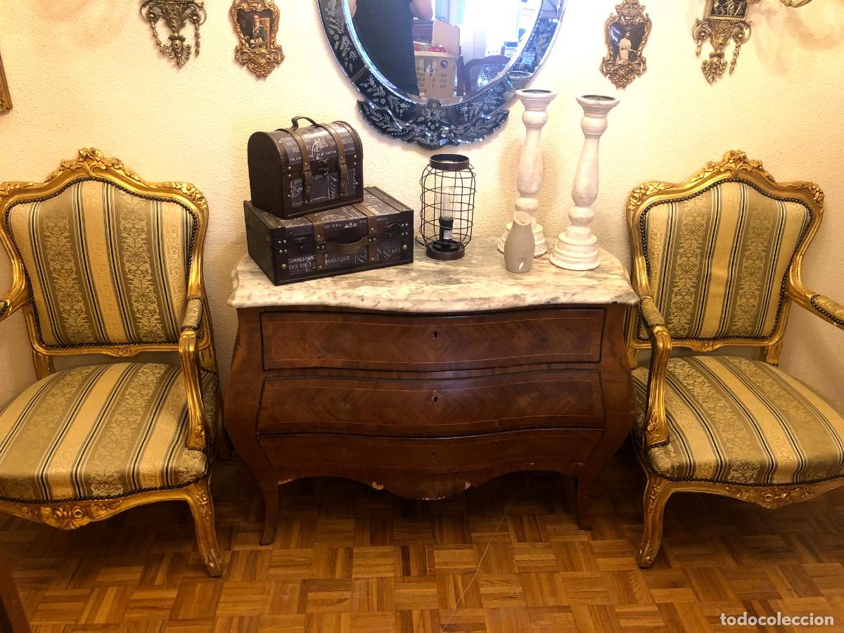 Antig&uuml;edades: Pareja de sillones en madera y pan de oro - Foto 1