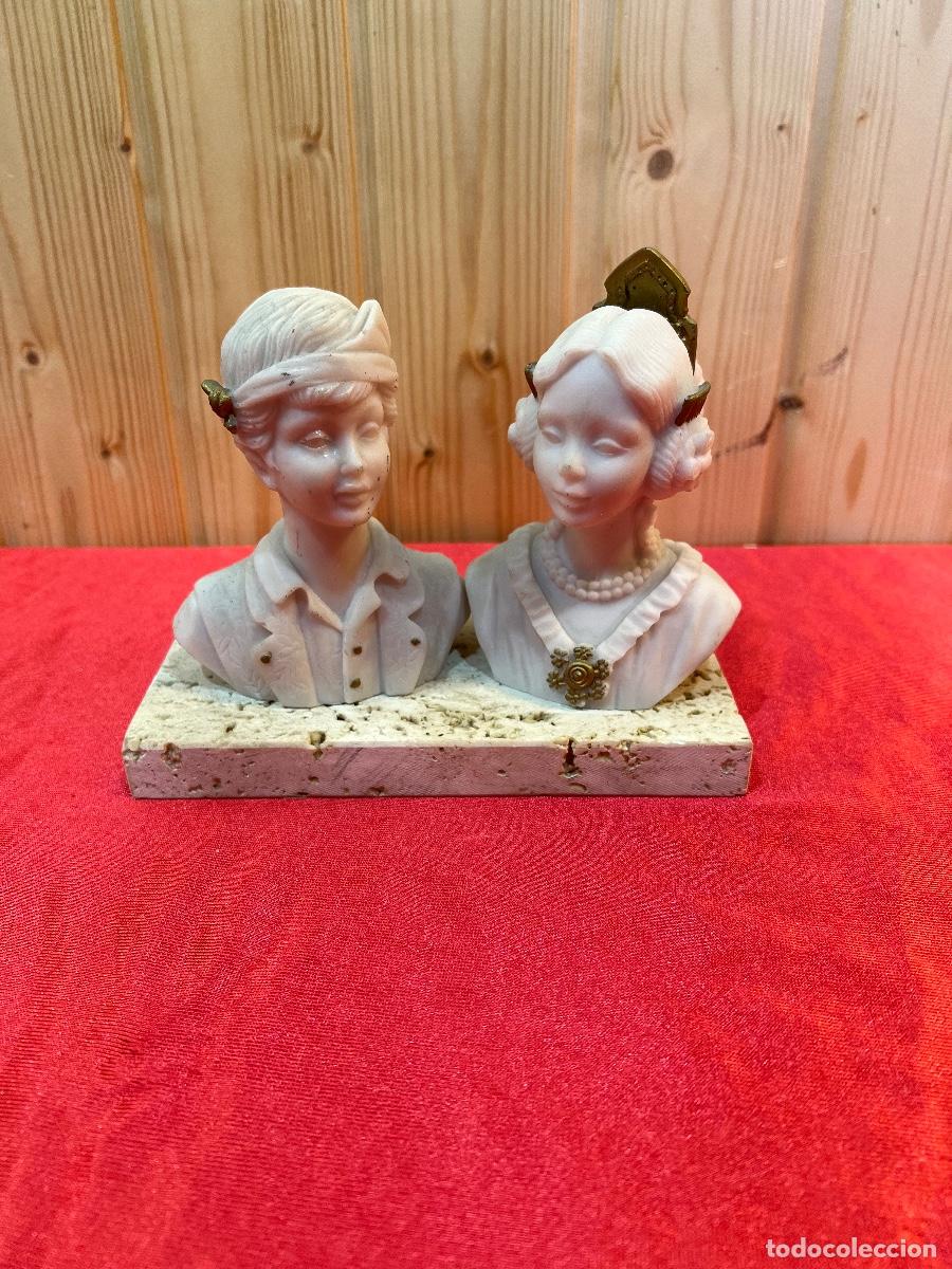 Antig&uuml;edades: FIGURAS ALABASTRO PAREJA - Foto 1