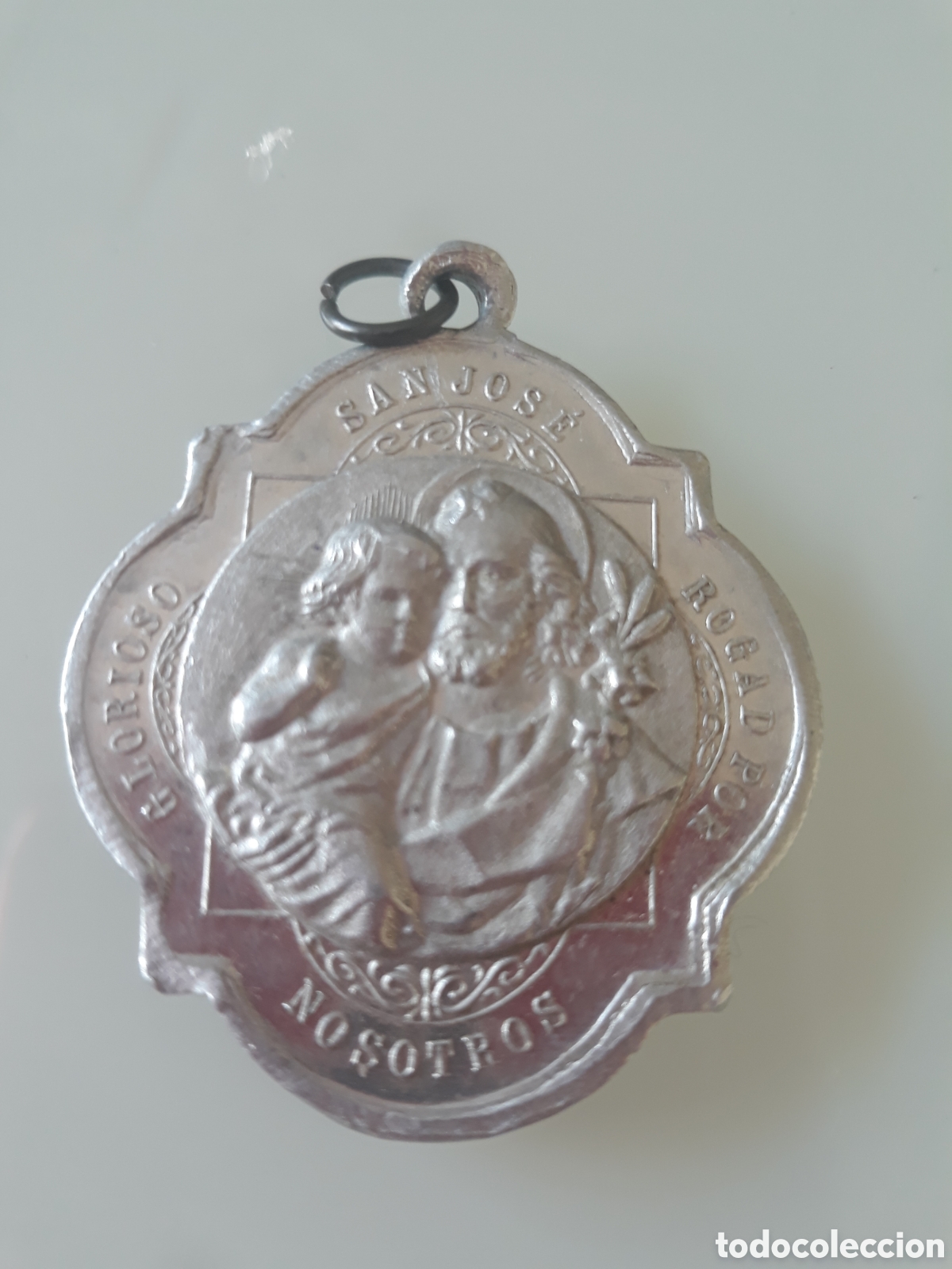 Antig&uuml;edades: Medalla de San Jos&eacute; en aluminio. - Foto 1