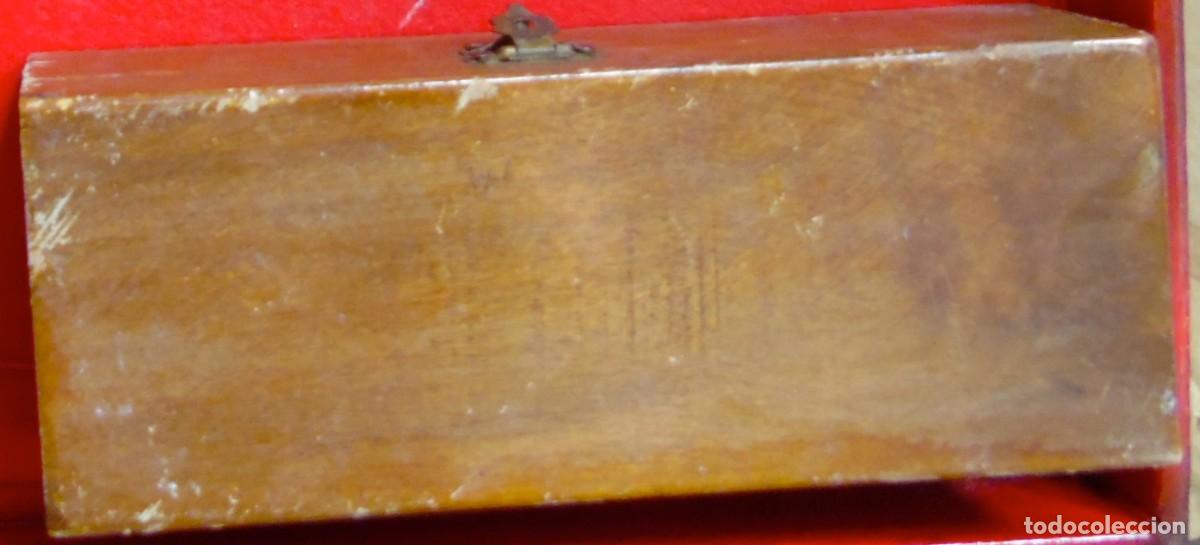 Antig&uuml;edades: ANTIGUO ESTUCHE PLUMIER DE MADERA
