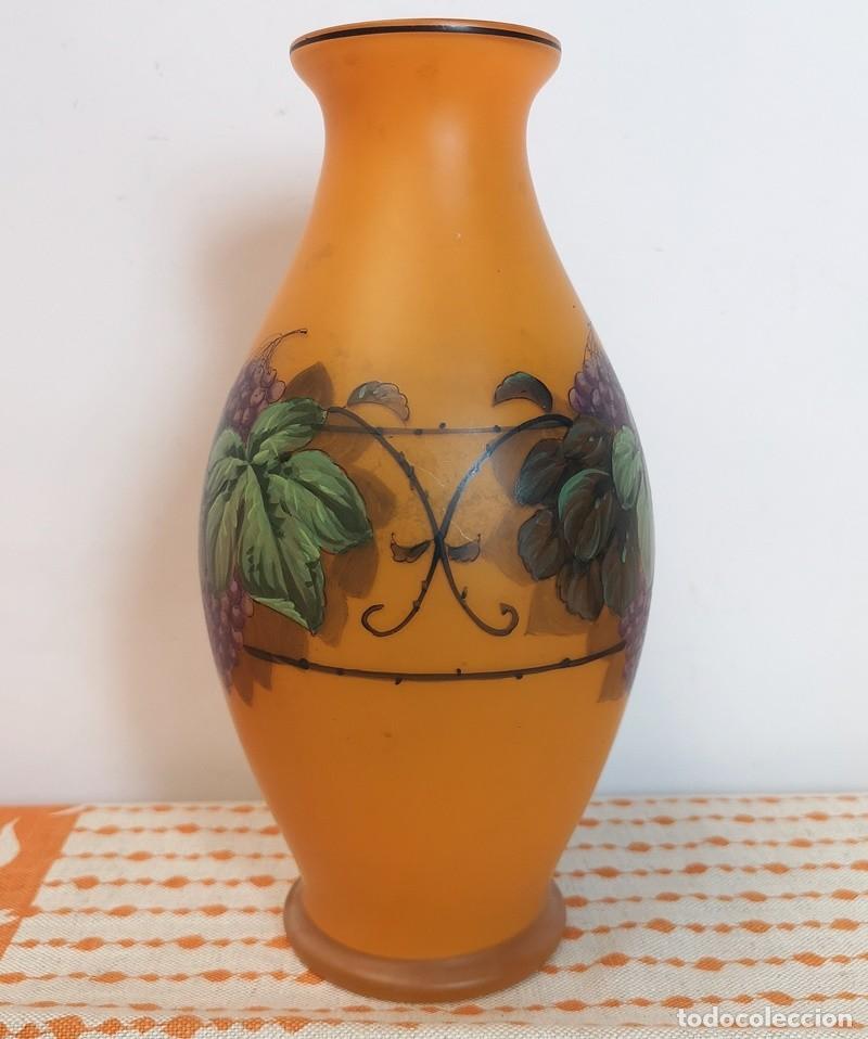 Antig&uuml;edades: Florero de Opalina Naranja - Foto 4