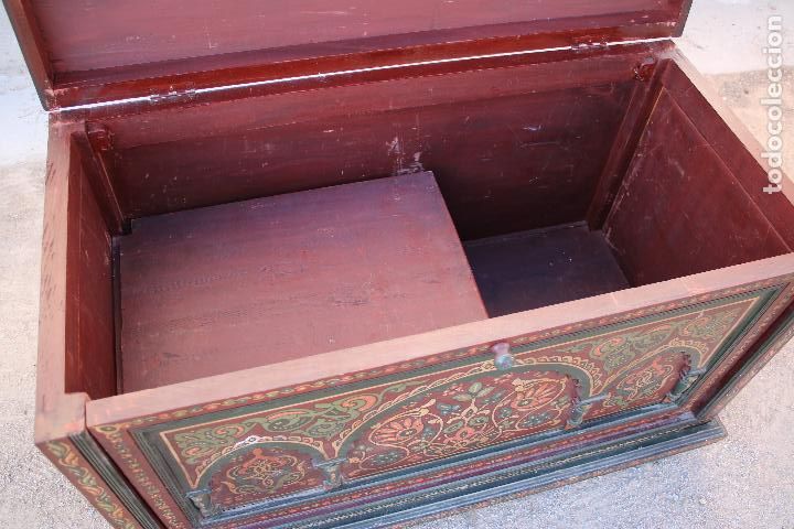Antig&uuml;edades: baul marroqui pintado a mano - Foto 4