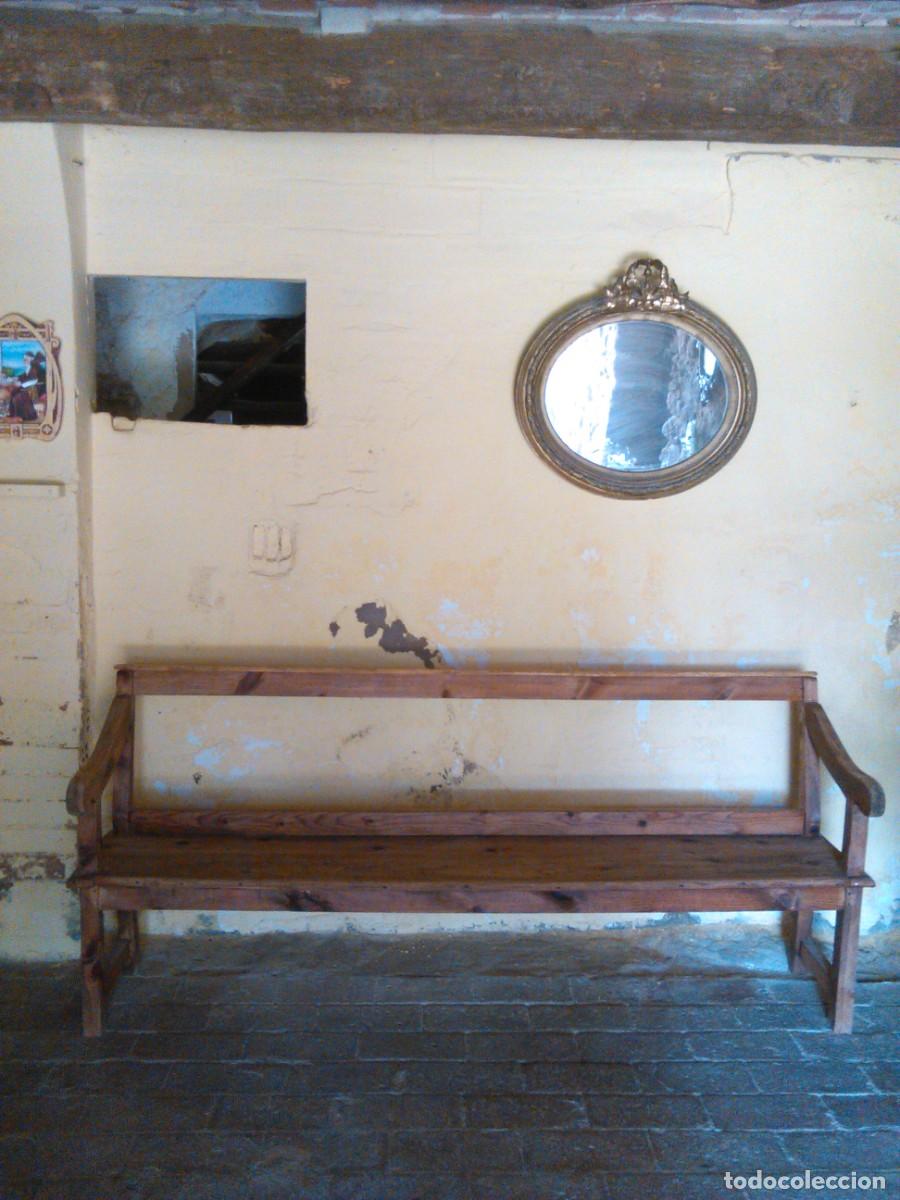 Antig&uuml;edades: BANCO DE IGLESIA DE MADERA - Foto 1