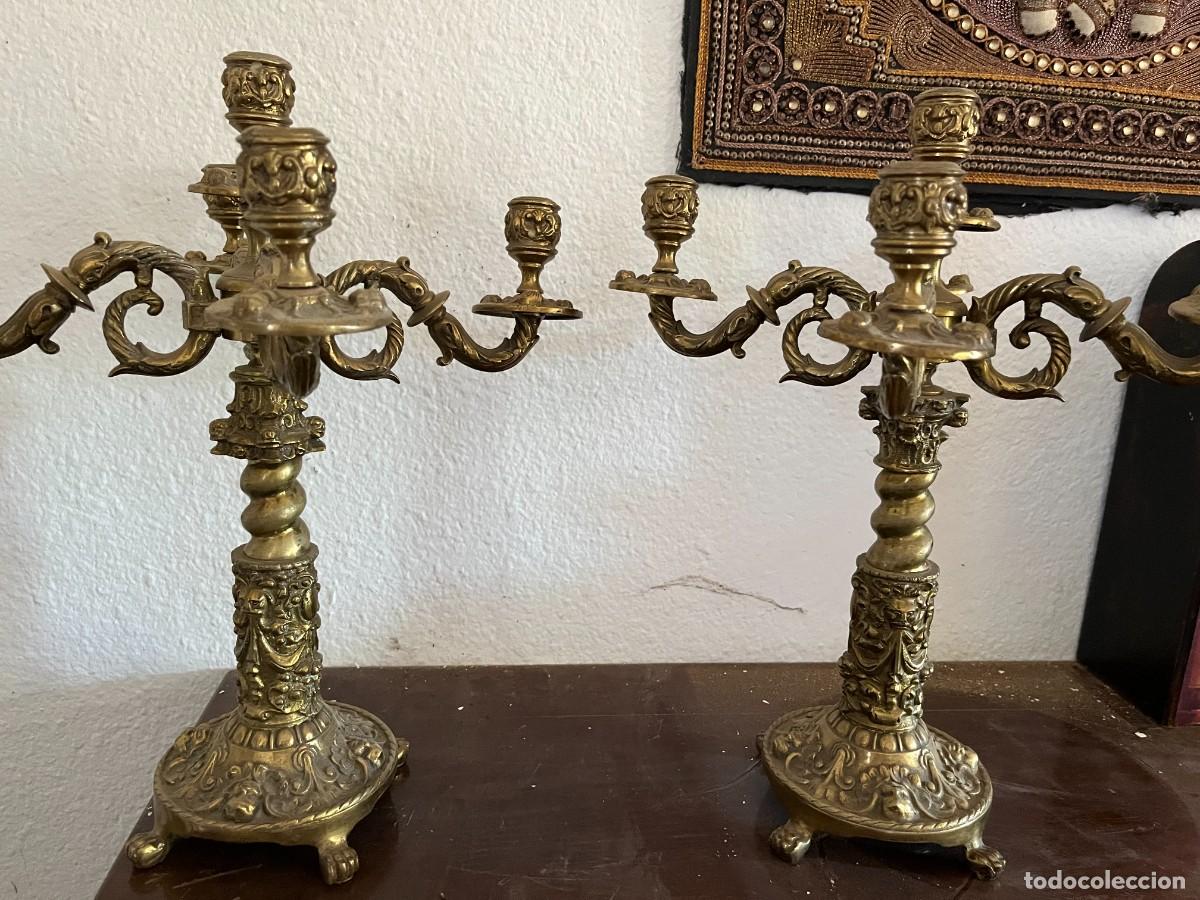 Antig&uuml;edades: PAREJA CANDELABROS BRONCE - Foto 1