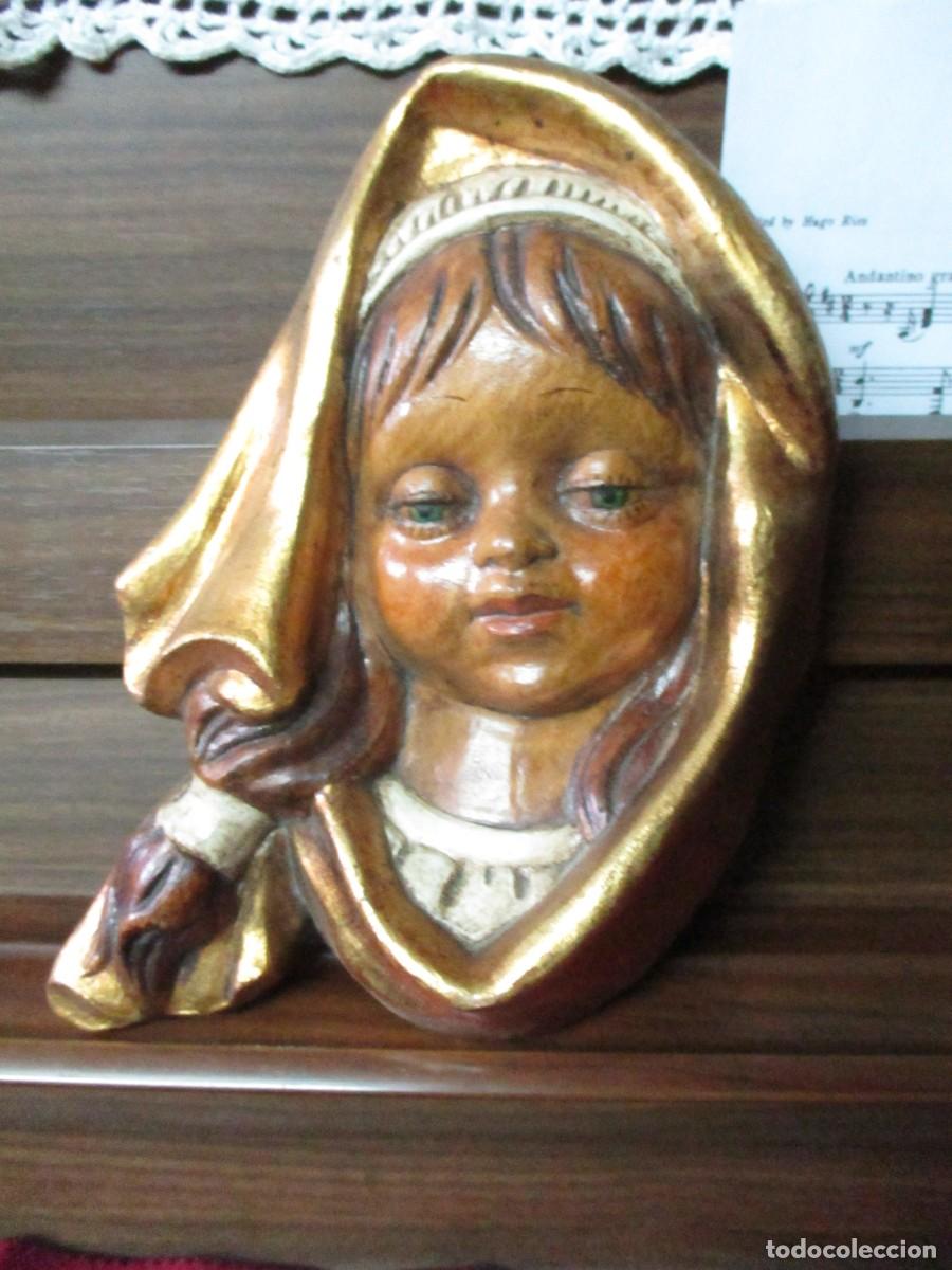 Antig&uuml;edades: Virgen de estuco para pared - Foto 1