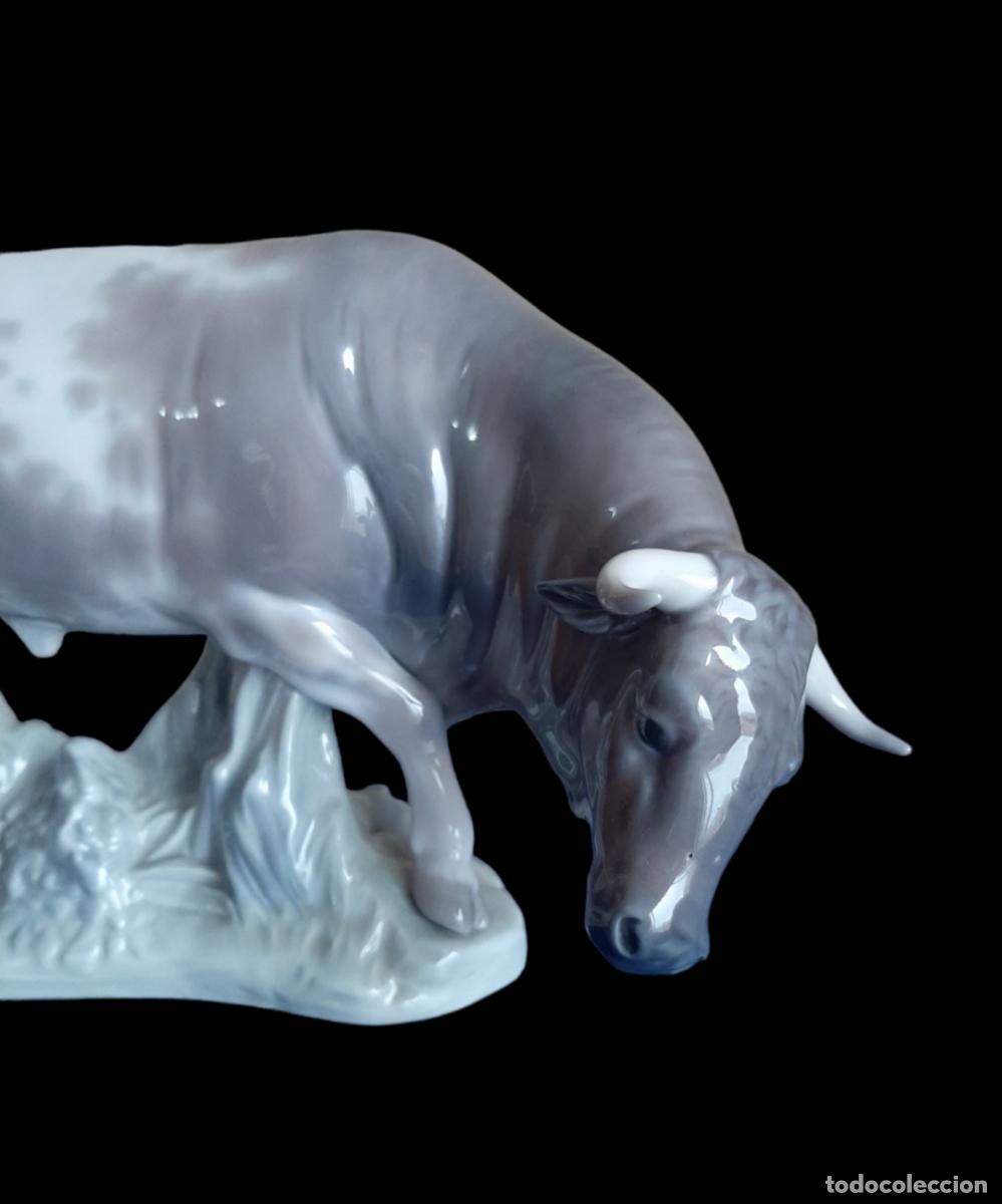 Antig&uuml;edades: (ANT-230206)ESPECTACULAR TORO DE LLADRO - Foto 2