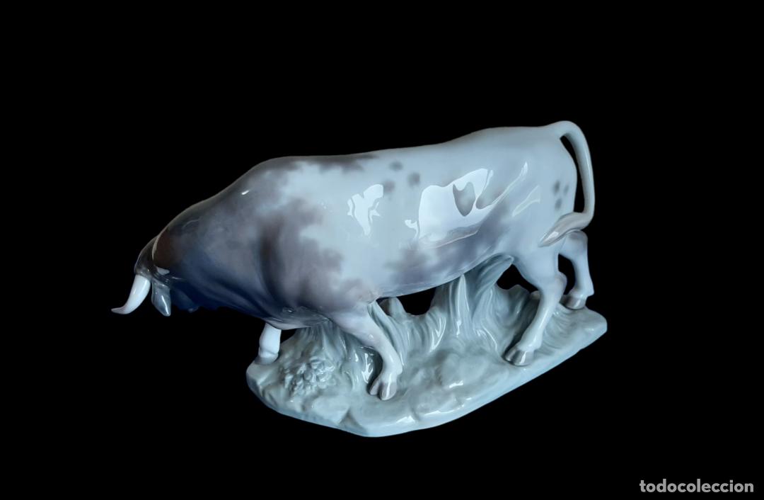 Antig&uuml;edades: (ANT-230206)ESPECTACULAR TORO DE LLADRO - Foto 3