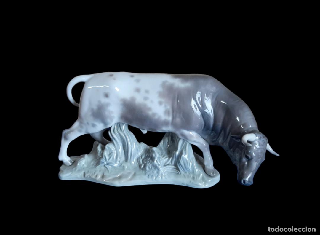 Antig&uuml;edades: (ANT-230206)ESPECTACULAR TORO DE LLADRO - Foto 1