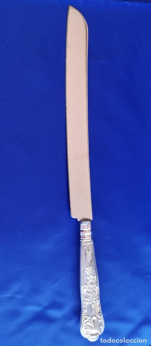 Antig&uuml;edades: Cuchillo antiguo con mango de plata a&ntilde;o 1957 - Foto 1