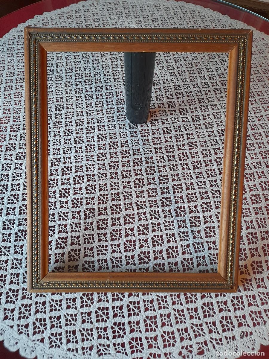 Antig&uuml;edades: Marc&oacute; madera y greca de oro - Foto 1