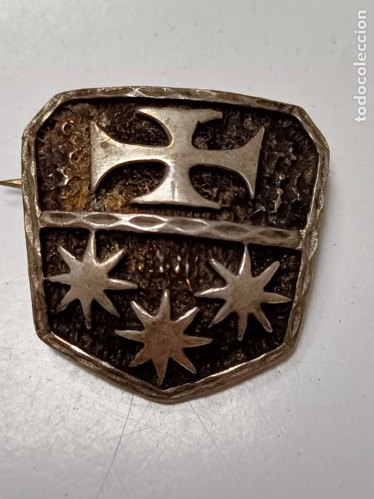 Antig&uuml;edades: Antiguo emblema en plata - Foto 2