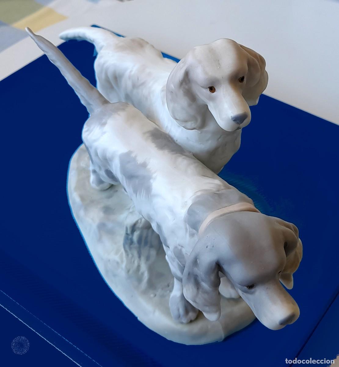 Antig&uuml;edades: PAREJA DE PERROS SETTER PORCELANA BISCUIT - Foto 3