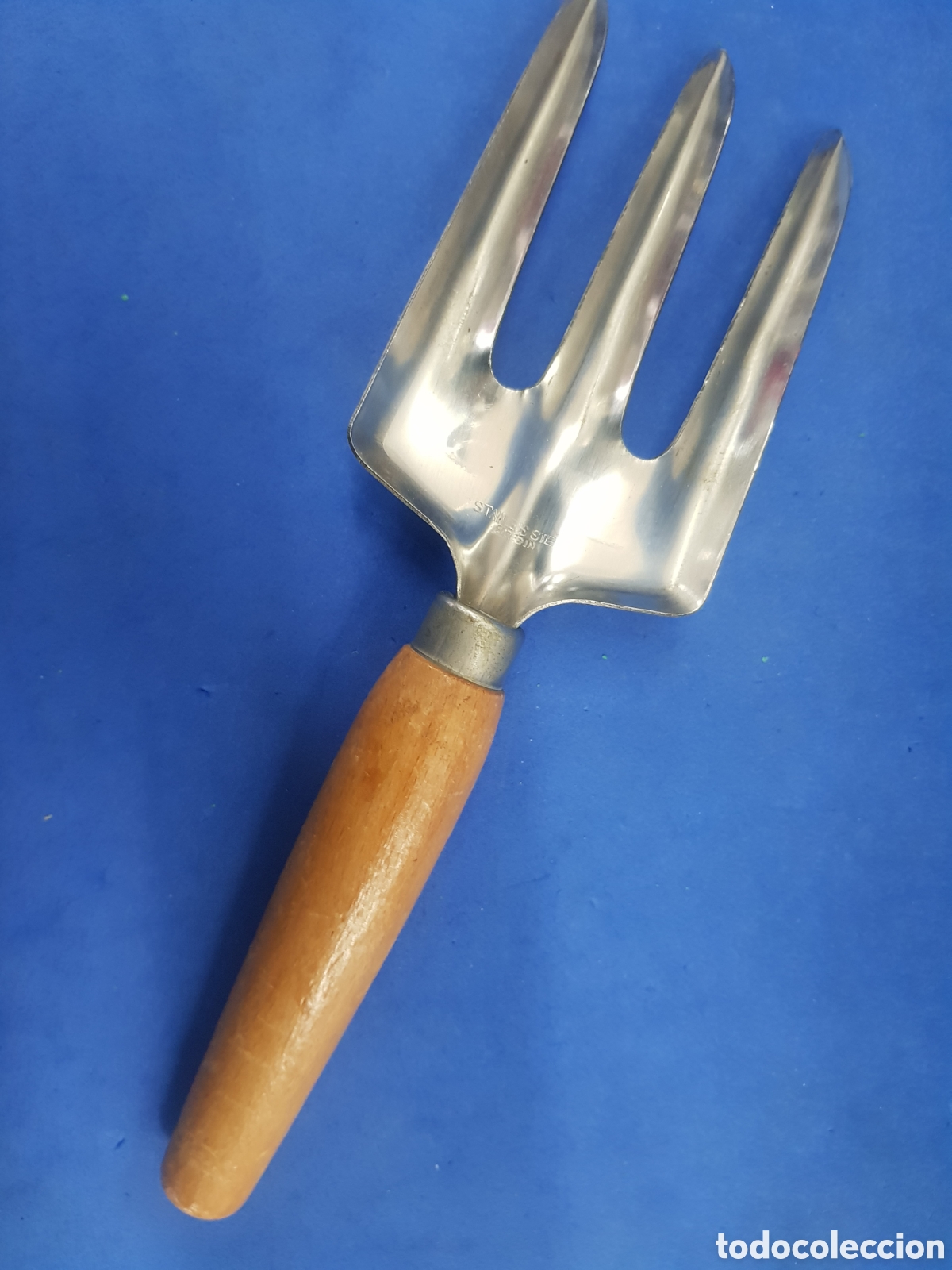 Antig&uuml;edades: Tridente Stainless Stee ,Foresin ,a&ntilde;os 1970 - Foto 2